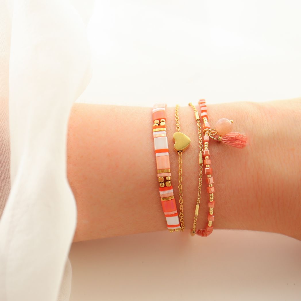 orange bracelets 