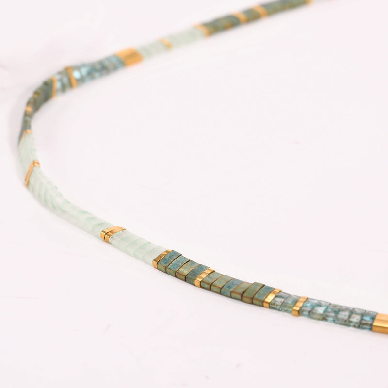 Luna - Collar de piedras 