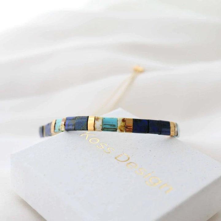 Ensemble Lou & Eva - détail des couleurs et motifs en perles Miyuki Tila